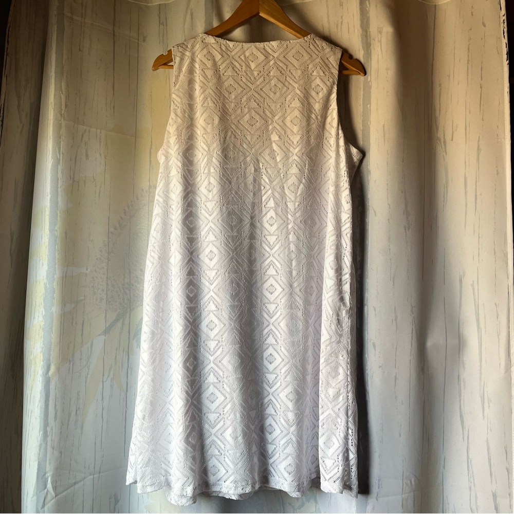 TACERA White Sleeveless Dress with Gold Ring Accent - Picture 2 of 10